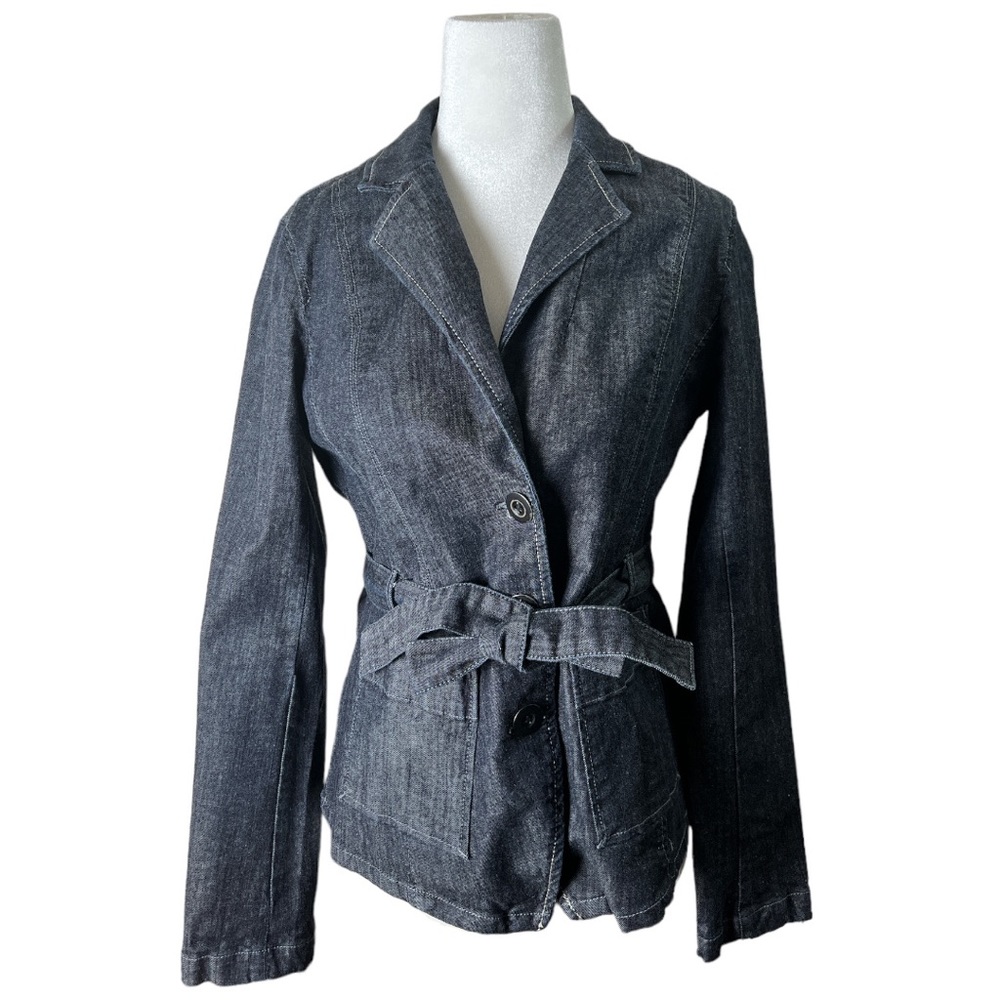 Converse blue jean trench jacket with belt. Size medium